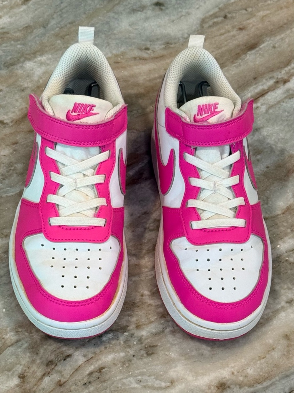 Girls NIKE Court Borough low hot pink sneakers- Size 3Y - Picture 4 of 8
